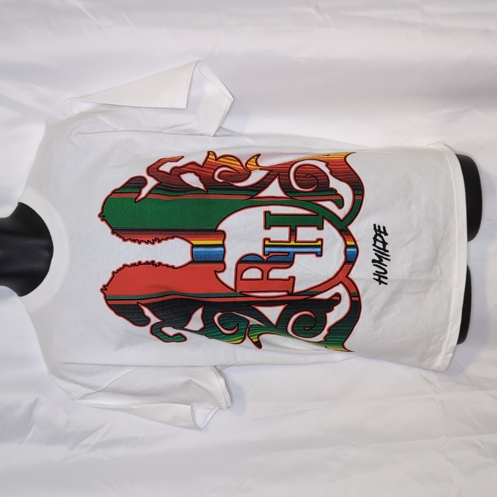 T-Shirt White Rancho Humilde. Especial Design short sleeves, a crew neckline,